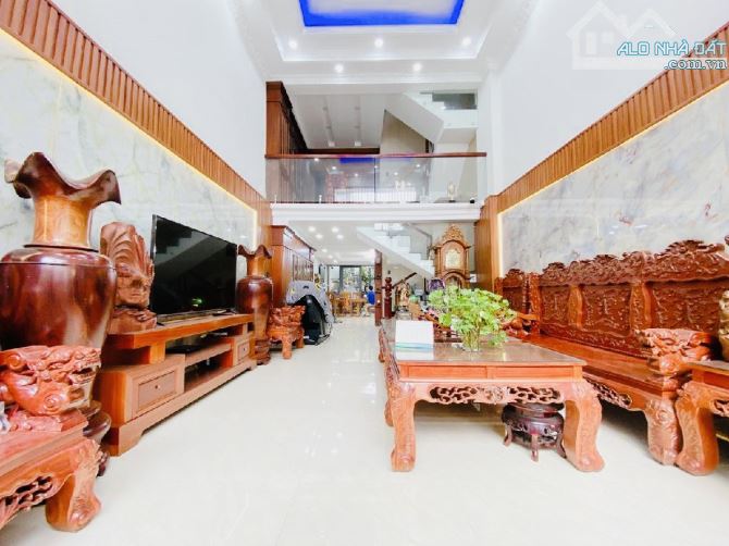 HAI MẶT HẺM Ô TÔ THÔNG - SÁT MẶT TIỀN PHẠM VĂN BẠCH TÂN SƠN - 110M² (5X22) - 4 TẦNG