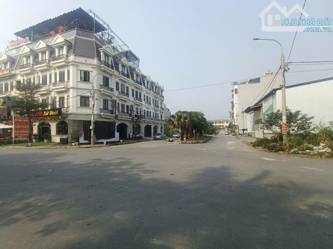 ĐG Lai Xá - đường đôi 24m tuyệt đẹp 78m2 - MT 5m, vỉa hè KD, 11,5tỷ
