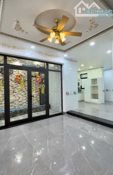Chủ bán gấp căn nhà tổ hợp - Toà nhà VP - CHDV - Biệt thự chỉ hơn 80tr/m2 - 1