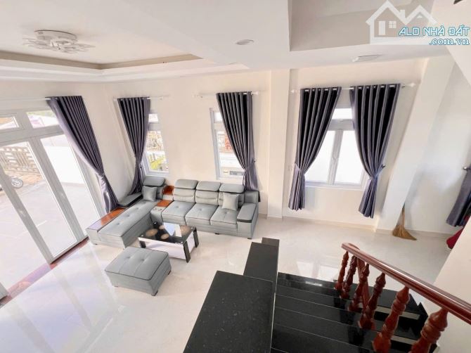 Biệt thự song lập 203m2 có bán lẻ 5.2 tỷ/ căn 100m2 5PN có view P11 Đà Lat - 1