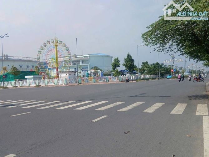 BÁN ĐẤT ĐẸP GẦN QUẢNG TRƯỜNG HÙNG VƯƠNG - TP. MỸ THO - 1