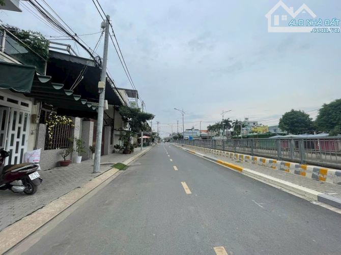 Bán gấp đất mặt tiền đường Thạnh Lộc 19, Quận 12 -  Gần chợ cầu đồng giá 70 triệu/m2 - 2