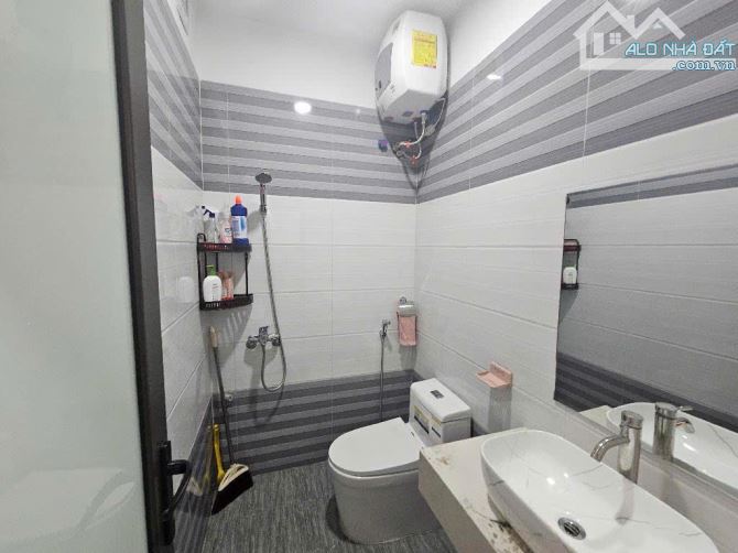 🏠 CỰC HIẾM - BÁN NHÀ NAM DƯ, HOÀNG MAI -DIỆN TÍCH KHỦNG, GIÁ RẺ BẤT NGỜ, NHỈNH 3 TỶ - 2