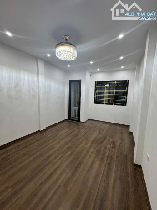 Bán nhà riêng quận Hai Bà Trưng, phố Lò Đúc, kinh doanh, 30m² 5 Tầng, hơn 6 Tỷ - 2