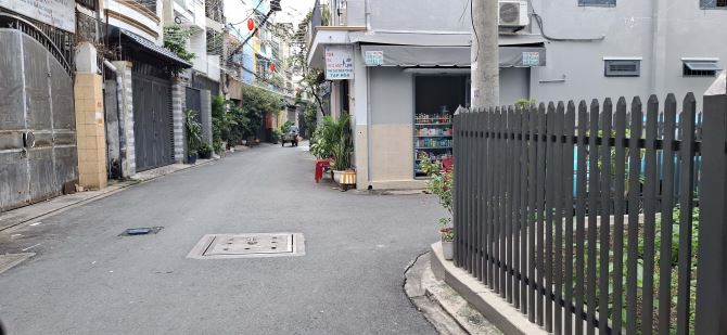 Hàng hiếm! Nhà HXH khu Bàu Cát, DT 70m2 (4x17.5m), giá 9.3 tỷ TL - 2