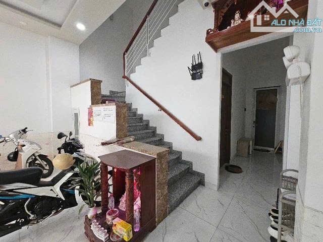 🔥🔥BÁN CHDV LÂM VĂN BỀN - 80M2 - 4 TẦNG - THU NHẬP 45 TRIỆU/THÁNG - GIÁ 9.7 TỶ TL - 2