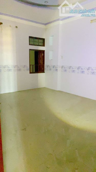 Cho thuê nhà 500 m2 mặt tiền đường Lê Quang Chiểu 12 triệu - 3