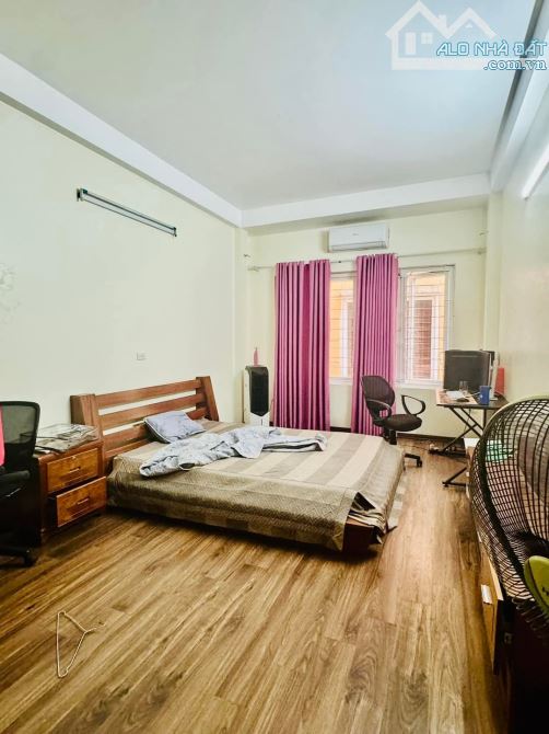 BÁN NHÀ PHỐ NGỌC THỤY LONG BIÊN 6 TỶ ,5 tầng, 48 m ,MT 4m,ô tô, kinh doanh, full nội thất - 3