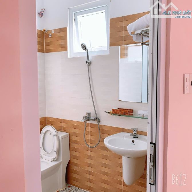 Khách Sạn 2 Mặt Tiền Ngay Trung Tâm. 120m2. Ngang 8m. 4 Tầng. 11PKD. 12,5 Tỷ TL - 3