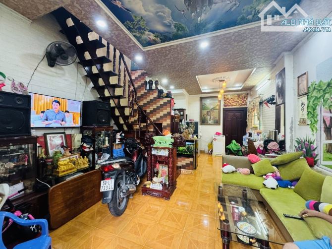 🔴NHÀ 2 TẦNG HẺM THÔNG ÔTÔ ĐỔ CỬA - CĂN GÓC - 55m2 Ngang 4.6m - 5.25 tỷ - Tây Thạnh - 3