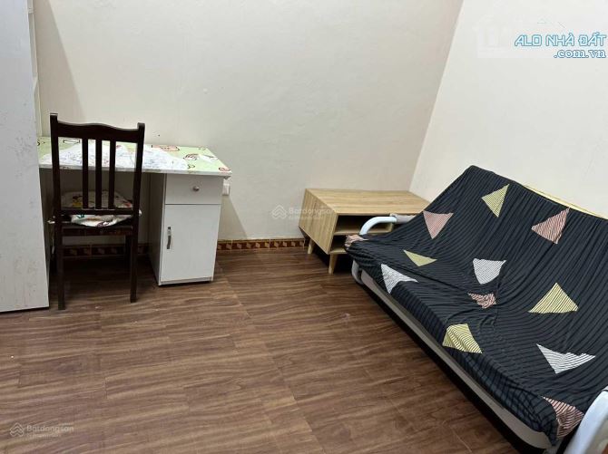 Bán nhà Đức Thắng, Bắc Từ Liêm, Sau ĐH Mỏ-10m ra ô tô-20m2 nhà 2 tầng-Sổ đỏ phân lô-2.2 tỷ - 4