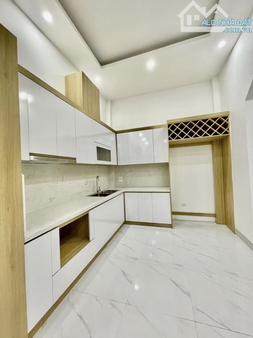 Siêu Đẹp ! Văn Cao 50m2, vị trí vàng, gần ô tô tránh, TK hiện đại, full NT ở ngay, ngõ 3M - 4