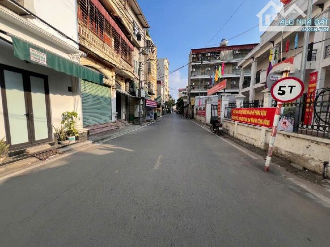 🏡 HIẾM - GIÁ RẺ - MỚI TINH - Bán nhà Trâu Quỳ, Gia Lâm - 40m2, 6TANG; 5,3 tỷ - 3