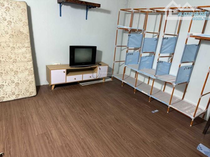 Bán nhà Đức Thắng, Bắc Từ Liêm, Sau ĐH Mỏ-10m ra ô tô-20m2 nhà 2 tầng-Sổ đỏ phân lô-2.2 tỷ - 5