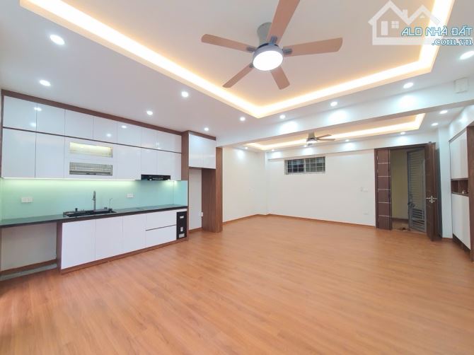 Cực hiếm .  Chung cư Hàm Nghi 130m2 , 3 ngủ , 2 vs , nhỉnh 6 tỷ xíu - 6