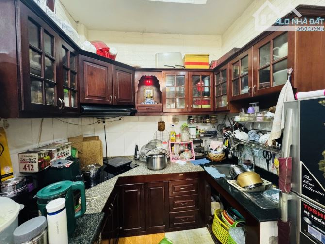 🔴NHÀ 2 TẦNG HẺM THÔNG ÔTÔ ĐỔ CỬA - CĂN GÓC - 55m2 Ngang 4.6m - 5.25 tỷ - Tây Thạnh - 6