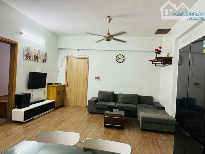 Cho thuê căn 2 ngủ full đồ 77m, KĐT Thanh Hà, 7 triệu vào luôn - 8