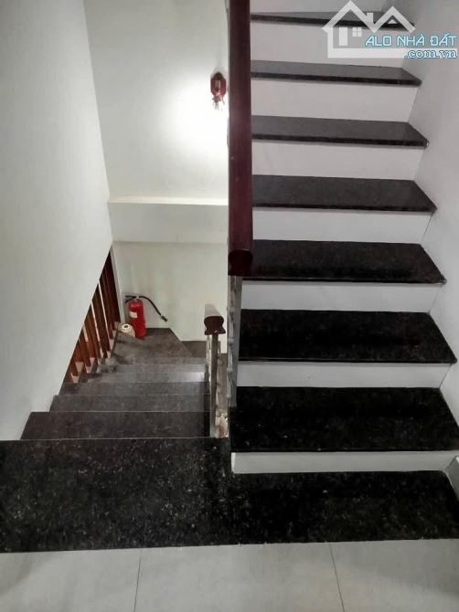 Bán nhà Phố Yên Lãng, Thái Thịnh. Đường Láng, Láng Hà, Đống Đa. DT 53m2. Giá: 15,5 Tỷ