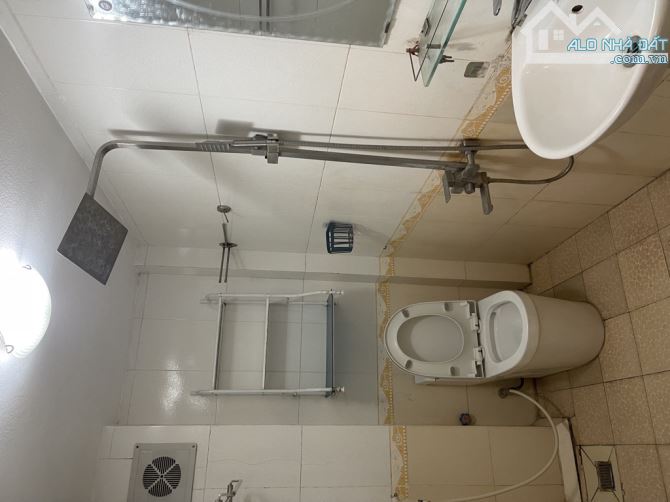 SIÊU PHẨM THẠCH BÀN, LONG BIÊN - NHÀ DÂN XÂY - NGÕ THÔNG, FULL NỘI THẤT 40m2  6.x tỷ có TL