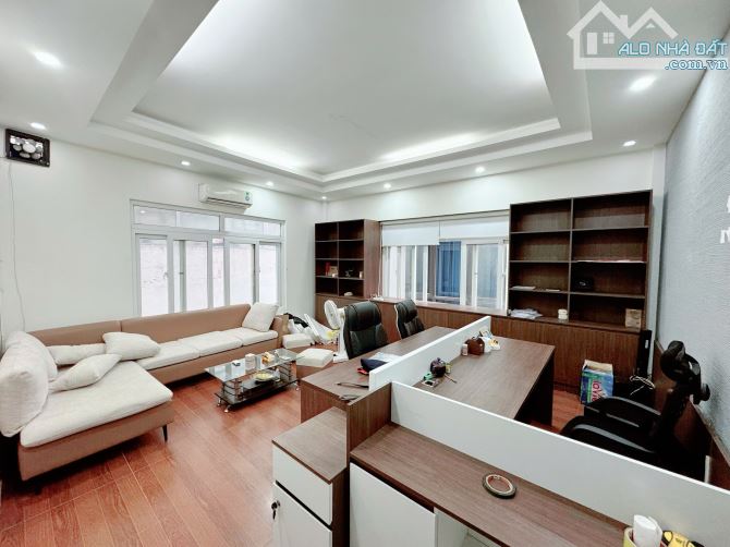 THUÊ VĂN PHÒNG 25M - 35 - 45M2 TẠI 100 HQV NHẬN NGAY KHUYẾN MÃI 2 - 3TR, GIÁ CHỈ TỪ 5.5TR