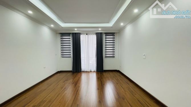 BÁN NHÀ DÂN XÂY ĐƯỜNG 800A-PHÙNG CHÍ KIÊN - DTSD 55m2_8T_GIÁ NHỈNH 18 TỶ