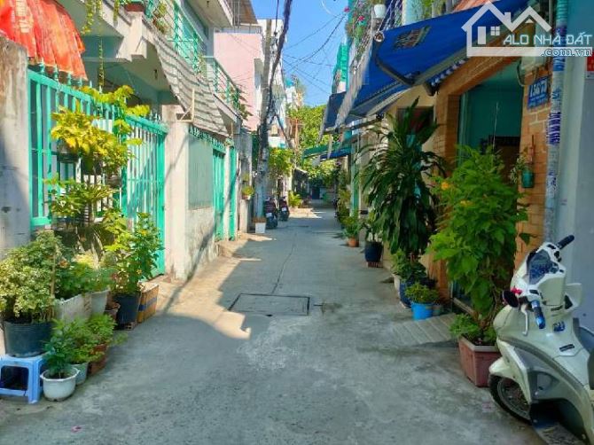 NGAY KHU CHỢ VẢI PHÚ THỌ HÒA, TÂN PHÚ, 5 x 22, NHỈNH NHẸ 5🧄, HẺM GẦN 4m [123]