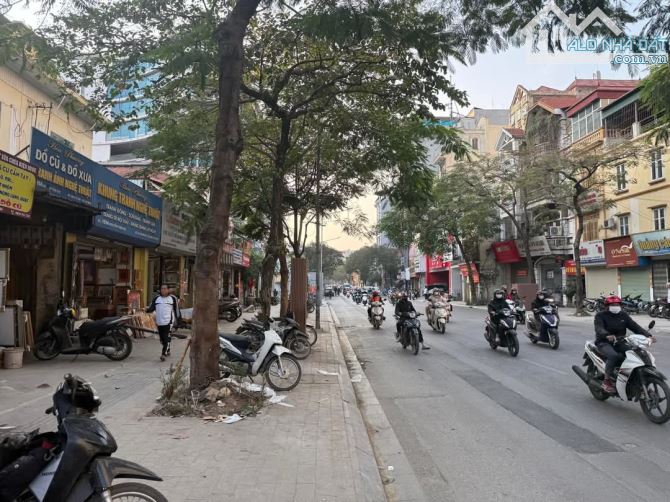 MẶT PHỐ NGUYỄN THÁI HỌC BA ĐÌNH, VỊ TRÍ ĐẮC ĐỊA  LÔ GÓC 2 MẶT THOÁNG, DT 214M2 GIÁ 120 TỶ - 1