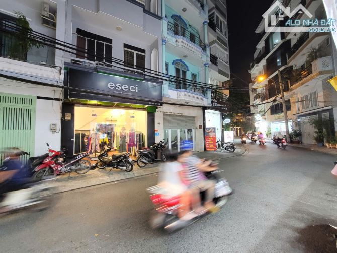 Bán gấp MT 93 Phùng Văn Cung & Phan Xích Long - P2 - Phú Nhuận (4,5x10m) 3 tầng 11,9 tỷ TL - 12