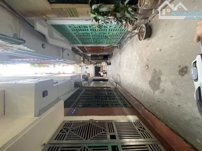 Tô Hiệu 42m mt4m 4 tầng cách phố 15m, ô tô đỗ cách 10m, nhà 2 thoáng,an sinh đỉnh - 2