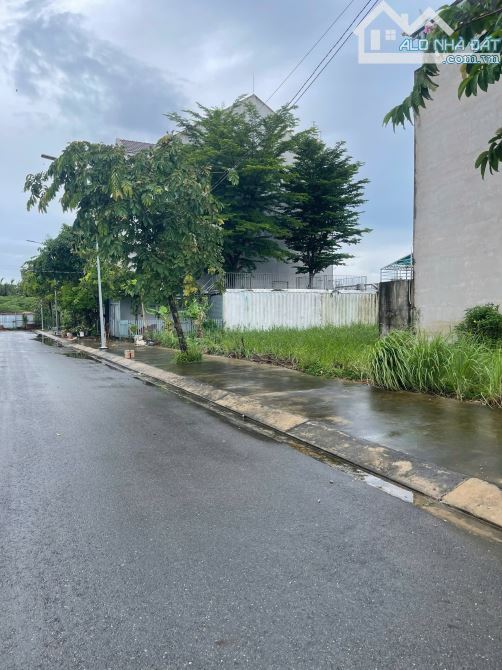 Đất đường Lê Văn Lương, Nhà Bè 6x20 =120m2 giá 2.3 tỷ đường 12m - 4