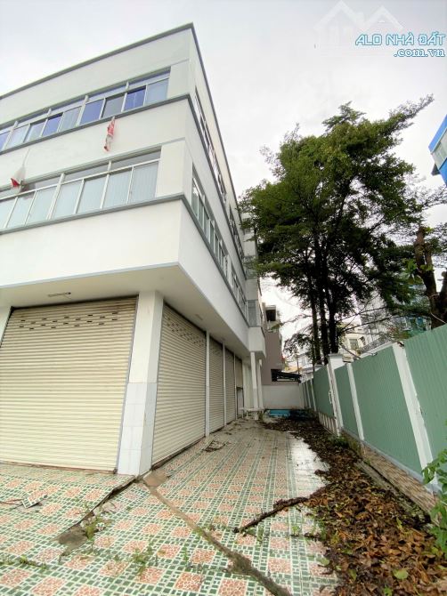 Cho thuê nhà 2 mặt tiền đường Số 26, DT: 14 x 27m, 1 trệt, 3 lầu - 2