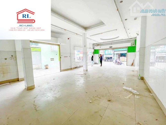 Cho Thuê Nhà GÓC 2MT Thống Nhất, P16, DTSD 240m2, 45 triệu/tháng - 2