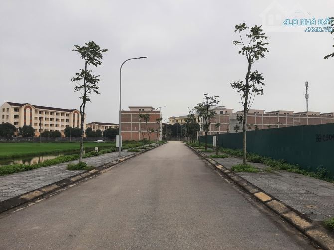 BĐS an cư! Gia đình anh bạn cần bán ô đất dự án Hưng Lộc Home, lối 2 đường 35m - 2