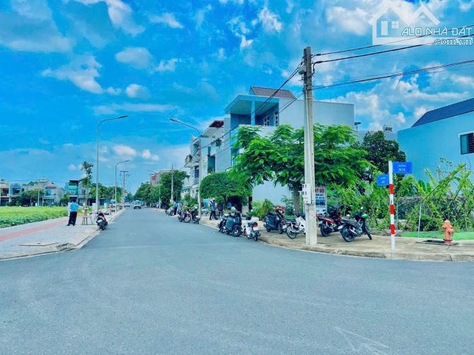 Bán đất P.Bửu Long đường F6 3,45 tỷ SHR 80m2 đường 8m KDC an ninh sạch đẹp - 8
