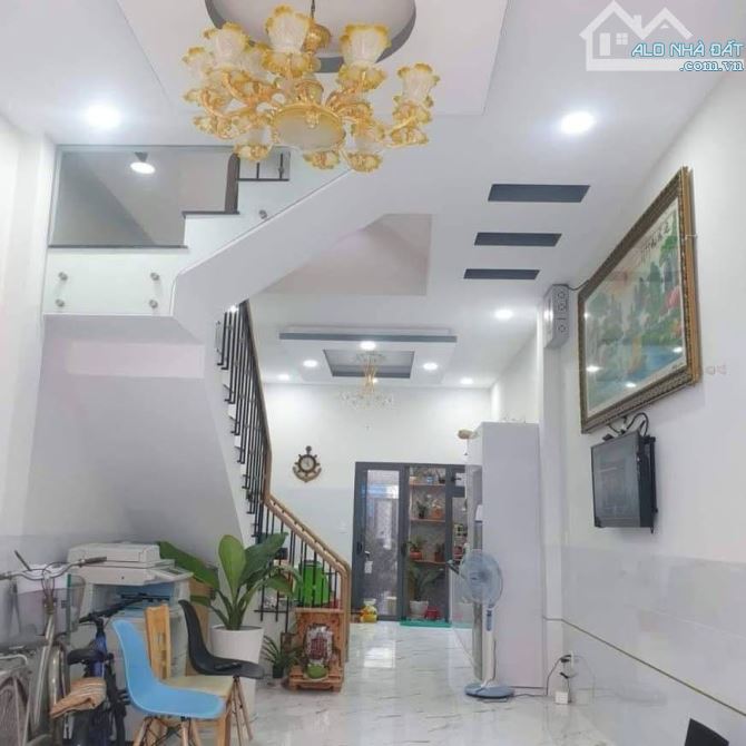 Nguyễn Đình Chiểu,Quận 3, mới đẹp ở ngay, 4 tầng, 39m2, hẻm xe hơi thông, hơn 8 Tỉ xíu - 3