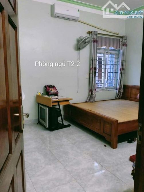 Bán nhà 3 tầng trại Thuỷ , Liên bảo, dt 87m2 , giá 3.x tỷ - 3