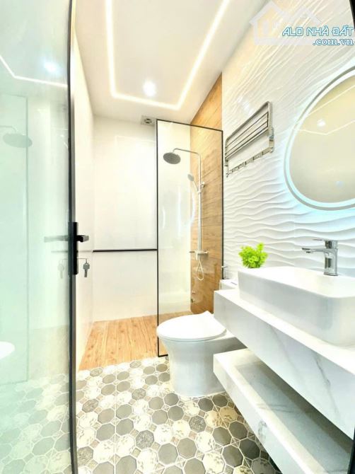 HÀNG HOT! CHDV gần BIỂN VÕ NGUYÊN GIÁP, DÒNG TIỀN: 45 TR/th, 117m² 5 TẦNG 7 căn STUDIO + 3 - 3