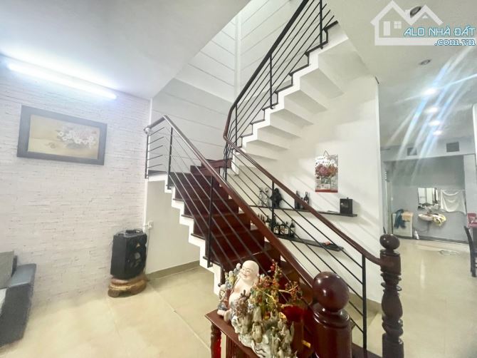 NHÀ SIÊU ĐẸP P10, QUẬN TÂN BÌNH, XE HƠI VÔ NHÀ, DT:151M², 3TẦNG, (6,5X23M), NHỈNG 13TỶ. - 3