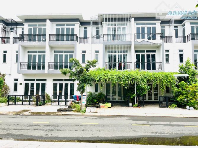 VIEW CÔNG VIÊN⭐️ ⭐️ ⭐️ NHÀ PHỐ PHÚC AN - 3