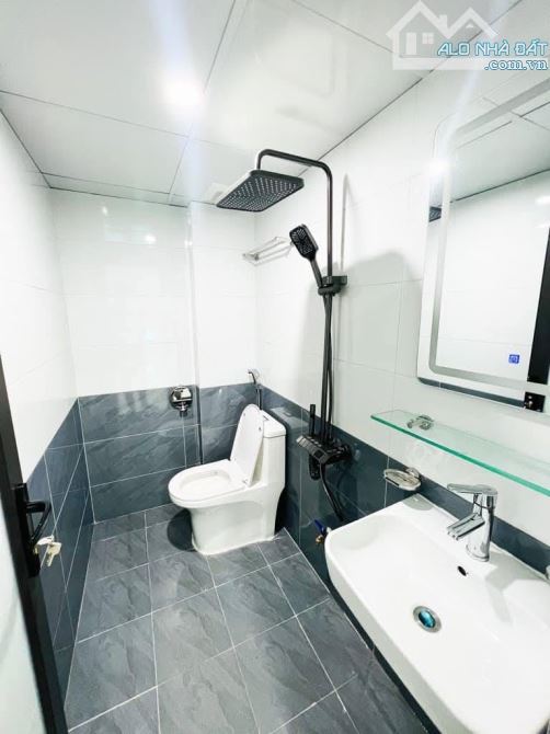 NHÀ MỚI CẦU DIỄN, dân xây, sát phố, 20m ra ô tô, Sổ vuông, ở ngay, 35m2X 5T. Chỉ 6 tỷ hơn - 1