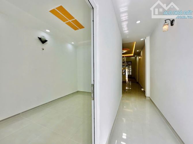 Lên Sóng Căn Nhà Chân Dài TX21 – Ngay Chợ Minh Phát, Sân Đậu 2 Xe Hơi  142m²/4.65 tỷ - 6