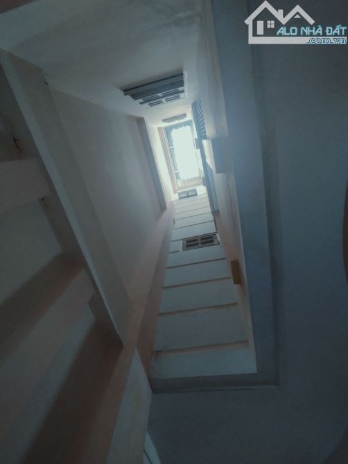 BÁN NHÀ TRUNG MỸ TÂY Q12- DT4x21 - HẺM XE TẢI HK LỘ GIỚI - GIÁ 6TỶ - 7