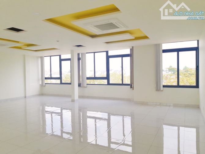 Siêu phẩm hiếm có nhà MP Đại La 80m2, 8 tầng, MT 6m, giá 36 tỷ (có thương lượng)