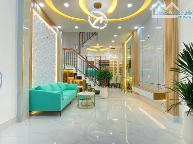 🎉 Qua tết đi nước ngoài bán nhà đường Bạch Đằng, Bình Thạnh / Giá 3 Tỷ 350 (67m2)