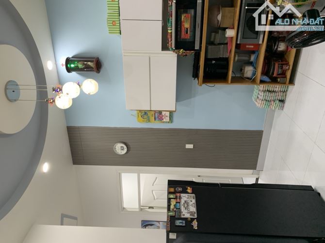 Hoàng hoa thám bình thạnh nhà bán hẻm xe hơi đổ cửa nhà nở hậu 92m2 4pn chỉ 9 tỷ