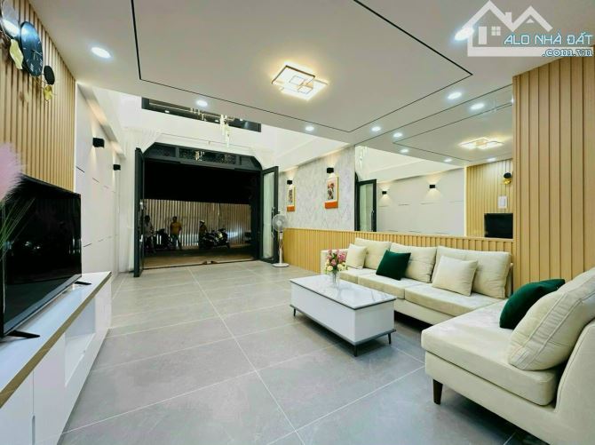 🔥 HÀNG HIẾM NHÀ GA T3 – HXH 8m Cộng Hòa, DT: 4.1 x 18m, 4 tầng, chỉ 12.9 tỷ LT