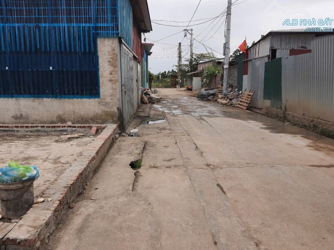 Bán mảnh đất 80 hạt rẻ tại thị tấn Quang Minh, đường ô tô qua, khu đung dân cư