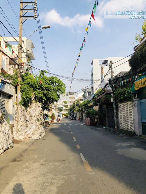Bán biệt thự đường Long Hưng P.7 Q.Tân Bình , DT: 8m x 28m ,Hầm 4 lầu ST , Giá chỉ 43 tỷ - 1
