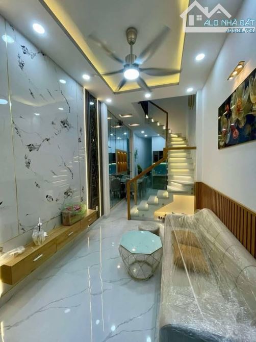 🏠🏘️💥Căn nhà đẹp SHR. Hẻm xe hơi đậu cửa, chỉ có 2.95 tỷ.  Nguyễn Ảnh Thủ - Phường Hi - 1