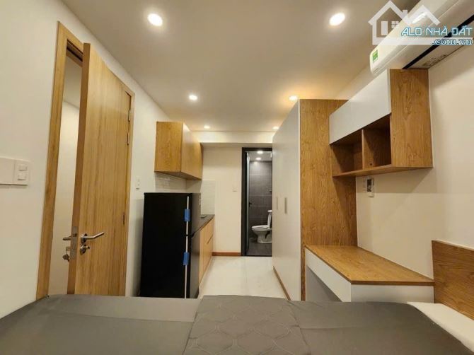 Nhà đẹp 5 tầng HXH thông Lý Thường Kiệt, 240m2 hoàn công đủ. - 1